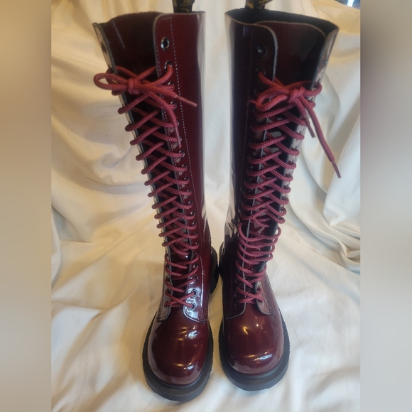SUPER RARE Vintage Dr Martens oxblood 20 eyelet knee high MADE IN ENGLAND 3/5 - Picture 5 of 16